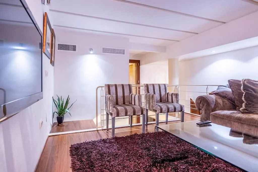Luxury & Elegant Duplex In Sevilla Center Apartment