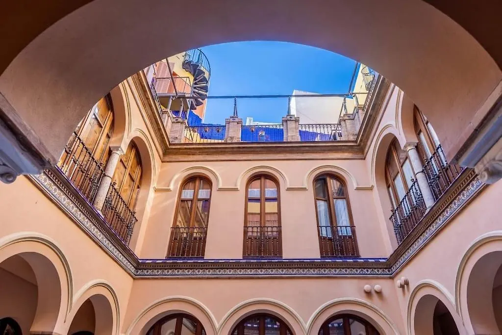 Luxury & Elegant Duplex In Sevilla Center Apartment