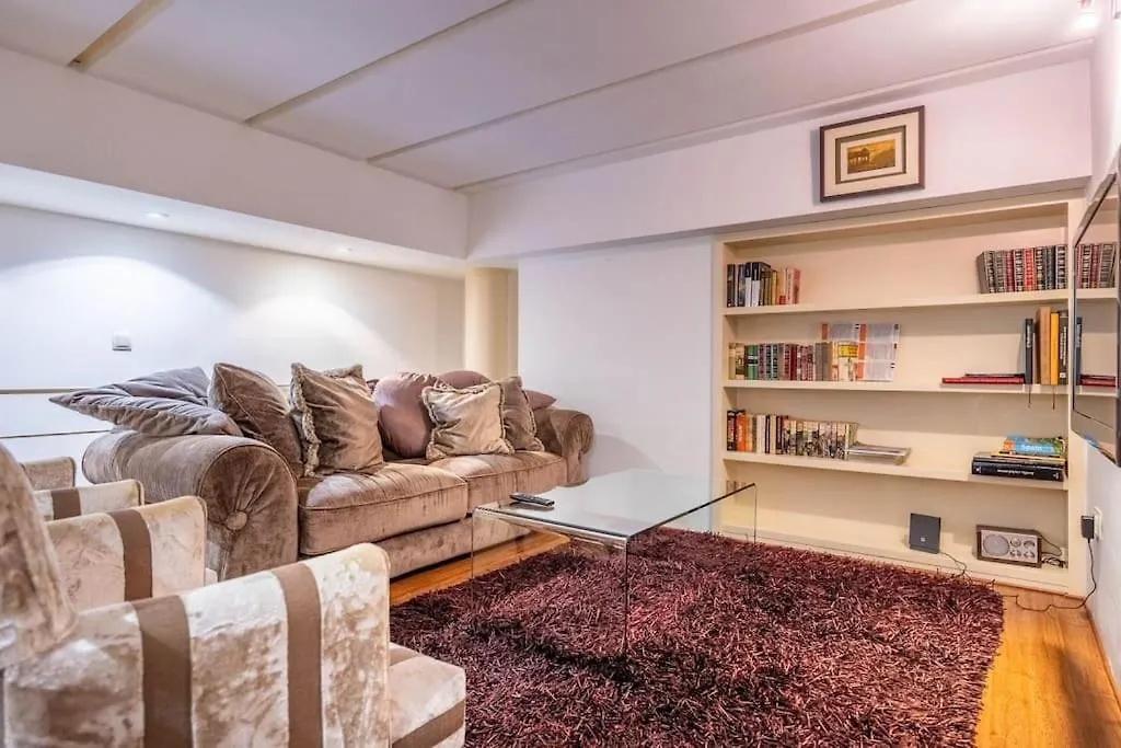 Luxury & Elegant Duplex In Sevilla Center